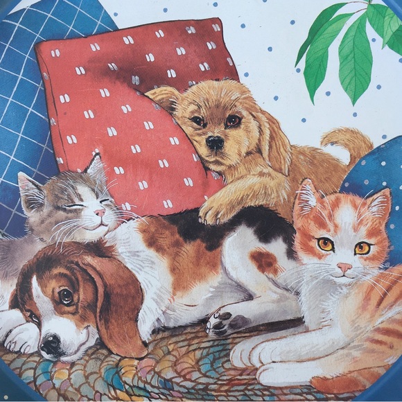 Vintage JSNY Dog & Cat Round Tin Tray 13" - Picture 4 of 5